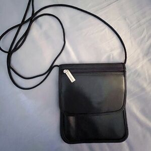 Brookstone Wallet/Purse